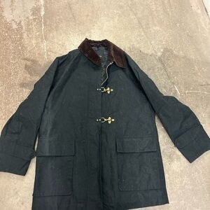 Massimo Dutti Black Coat with Brown Collar barn coat with‎ toggles
